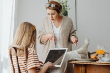 Mijn ex manipuleert de kinderen: Signalen herkennen en je kind beschermen